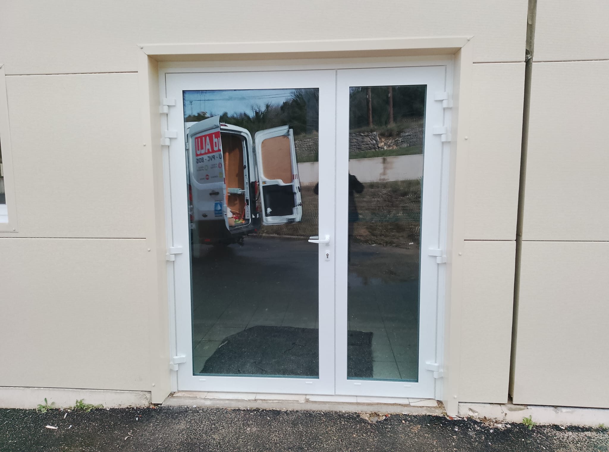 du 2 au 5/02/2026 pose de coulissants sur un beau chantier � Clermont l H�rault 