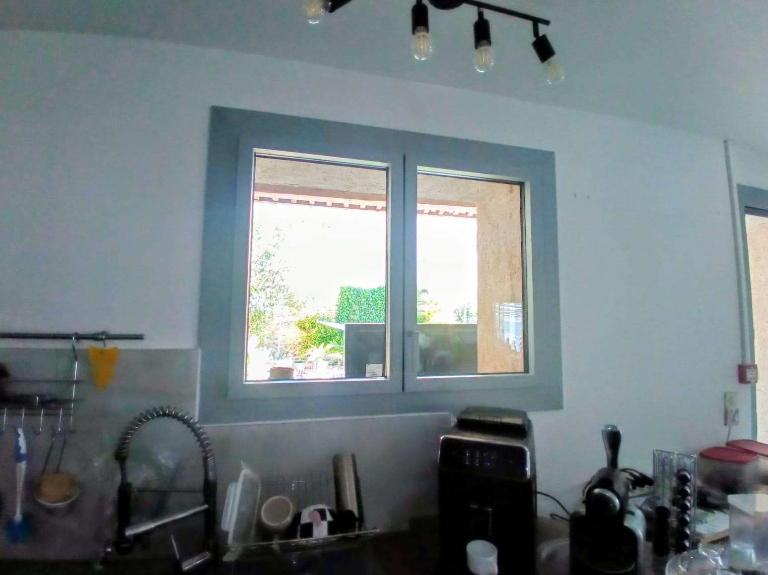 01/08/2025 POSE DE FENETRES , PORTE FENETRE ET PORTE D ENTREE 