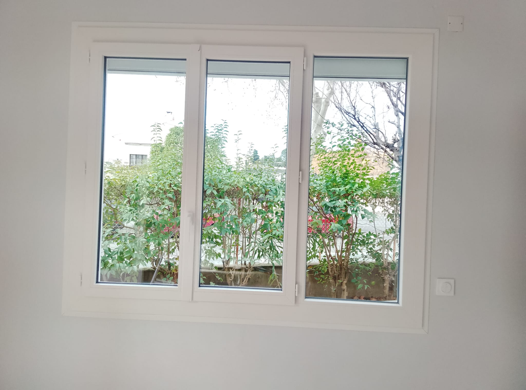 20/02/2026 REMPLACEMENT FENETRES PORTES FENETRES ET PORTE D ENTREE A PEZENAS 